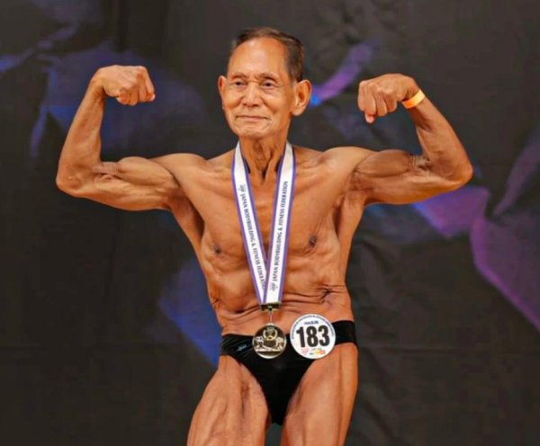 90-летний Тошисуке Каназава стал чемпионом в своей категории на турнире "Japan Masters Championships" 2026 года