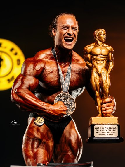 Сэмуэль Пакин (Samuel Paquin), стал чемпионом "Gold's Gym Classic" 2026 года в категории "Classic Physique"